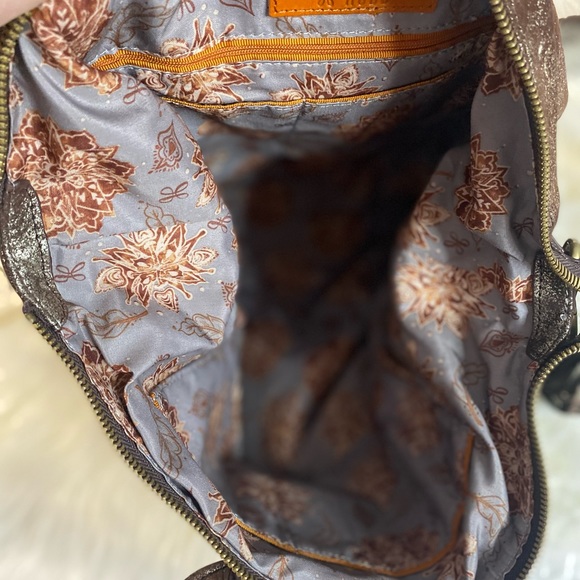 Shelia large satchel hobo purse - Picture 7 of 9